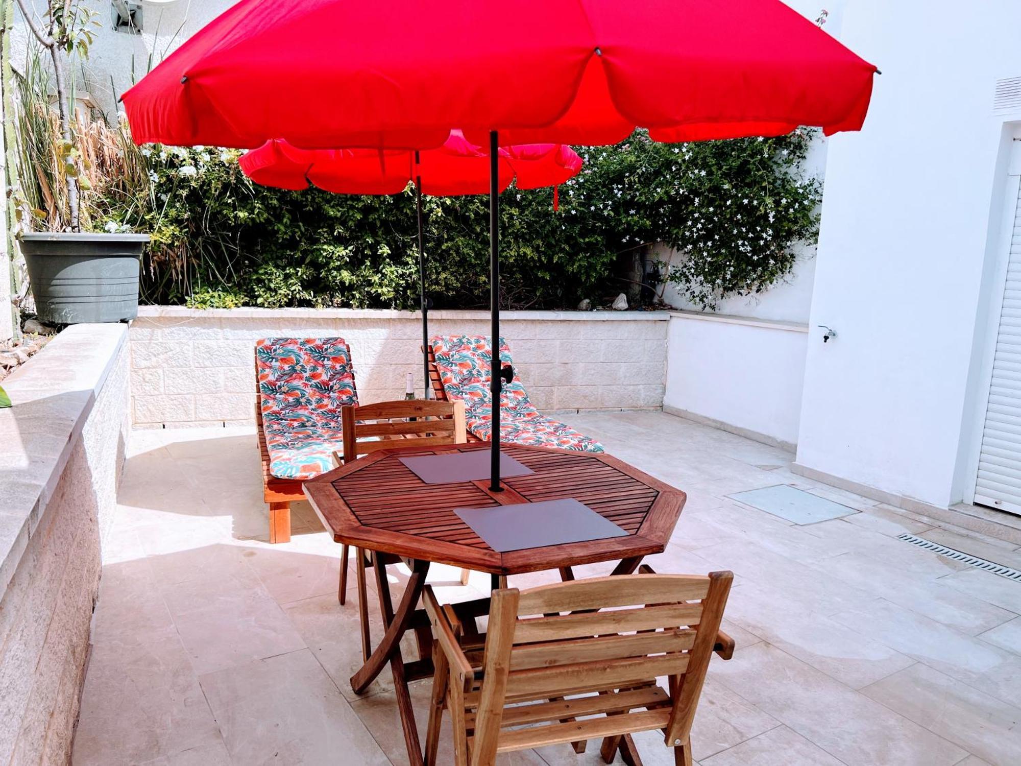 Garden Boutique Apartment El Faro Exterior photo